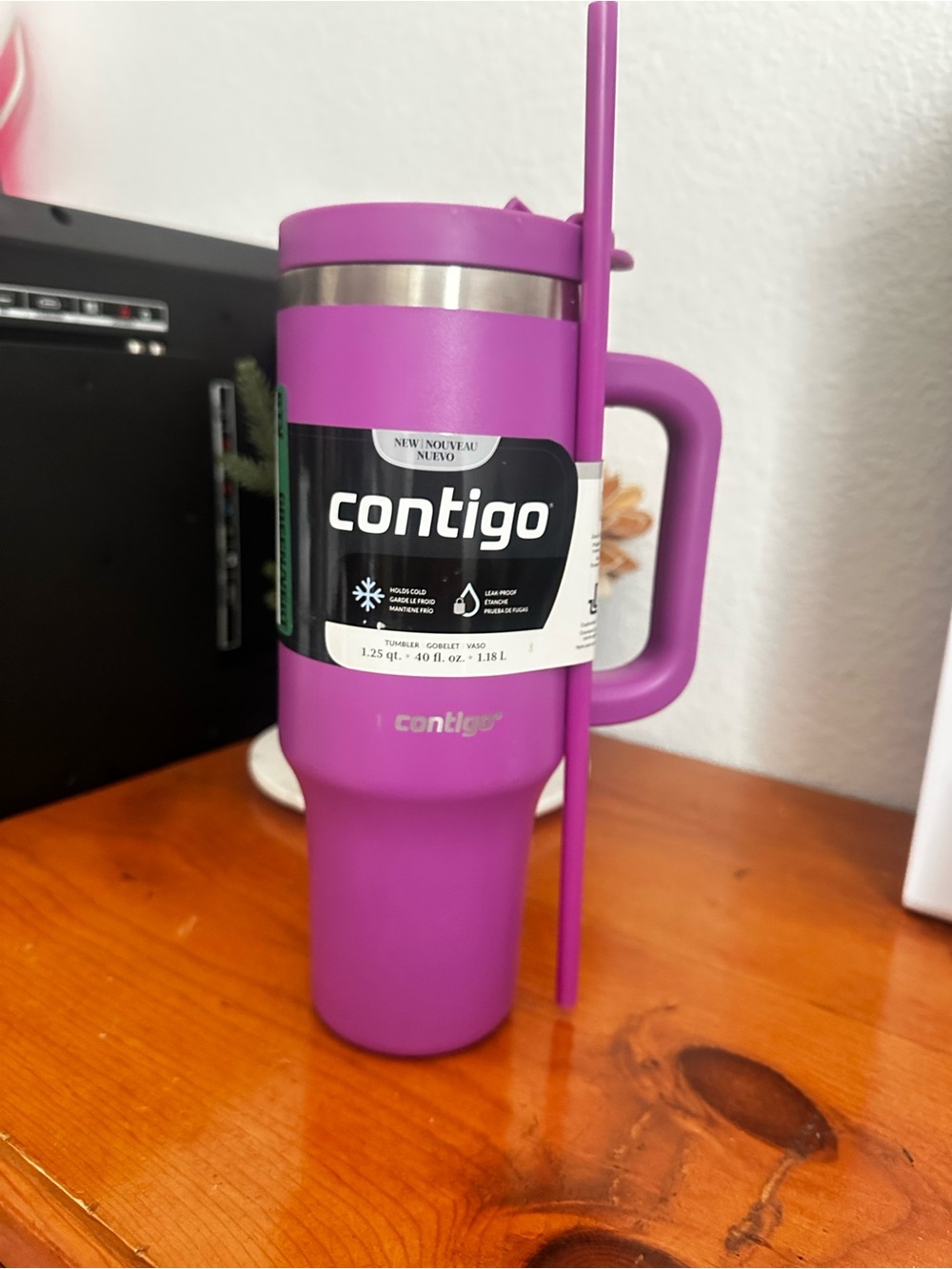 Contigo Purple Insulated Travel Tumbler with Handle & Straw 40 Oz
